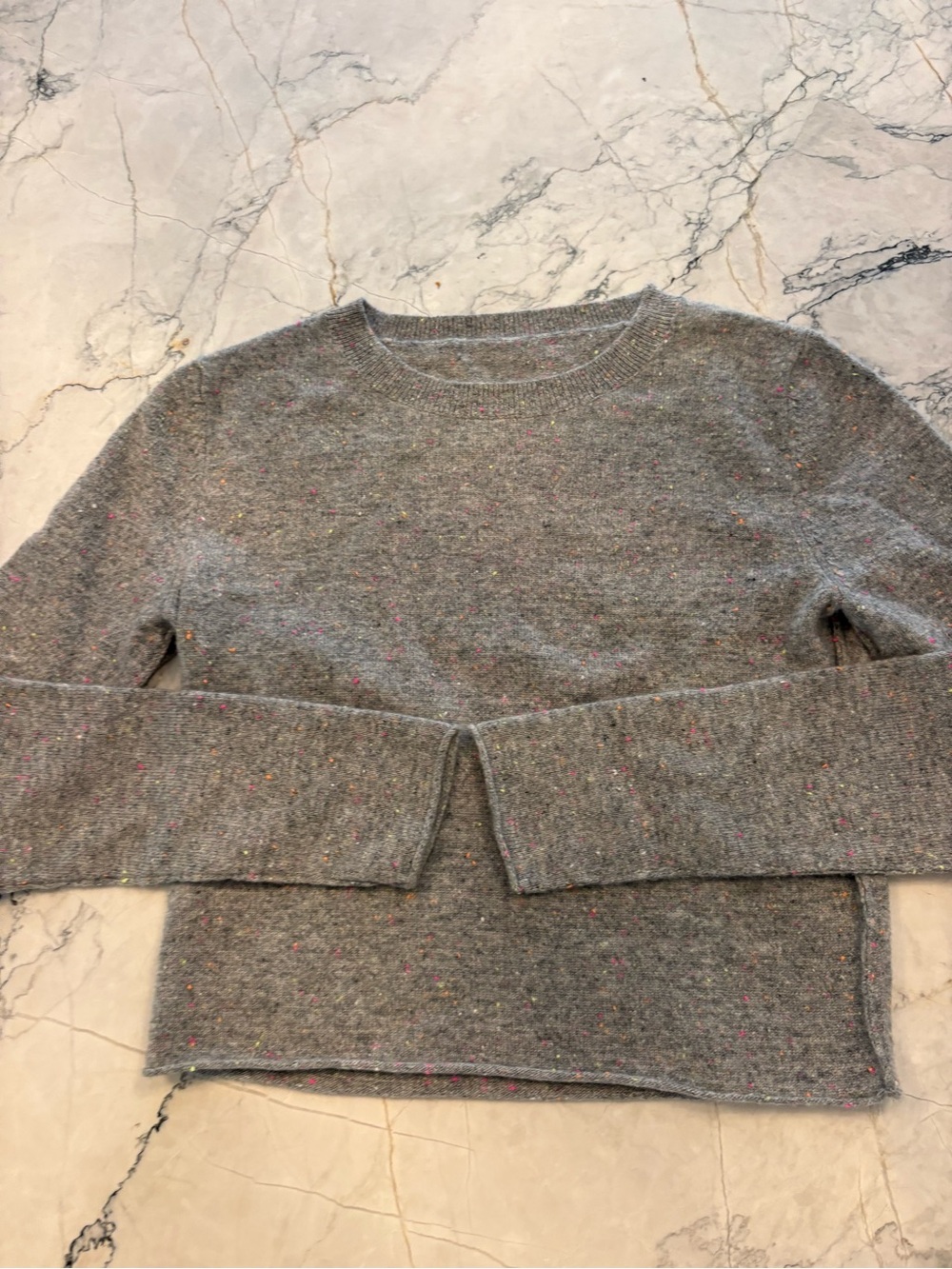 Women's Gray Speckled Minnie rose cashmere skull XS perfectCrewneck Sweater